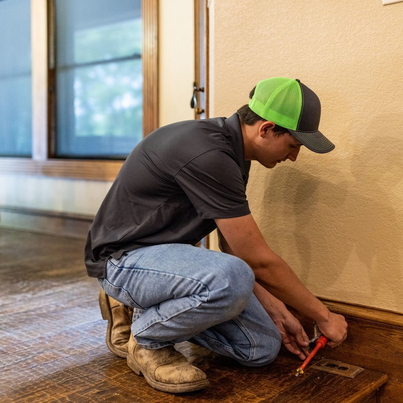 Commercial Electrical Wiring Installation services in Frisco Top Notch Electrician in Frisco, TX